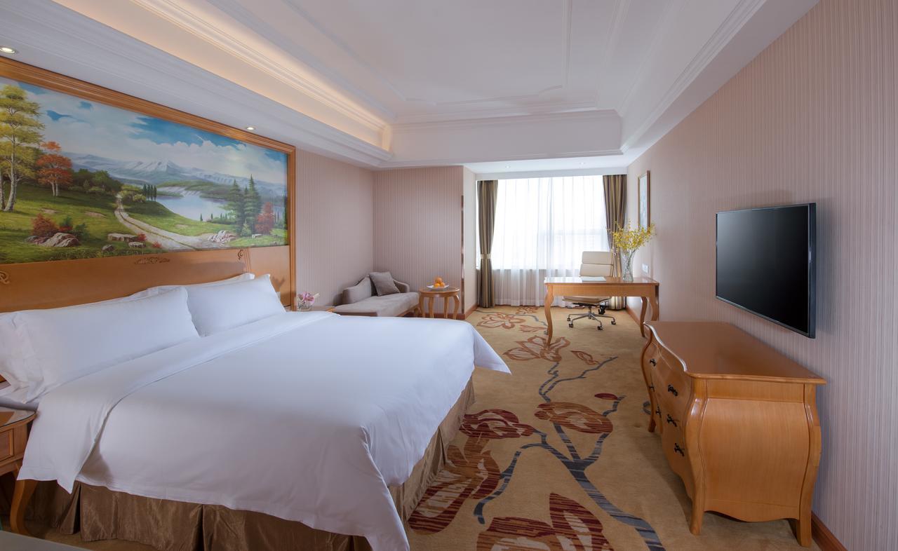 Vienna Hotel Shenzhen Dameisha Binhai Pearl Exterior photo